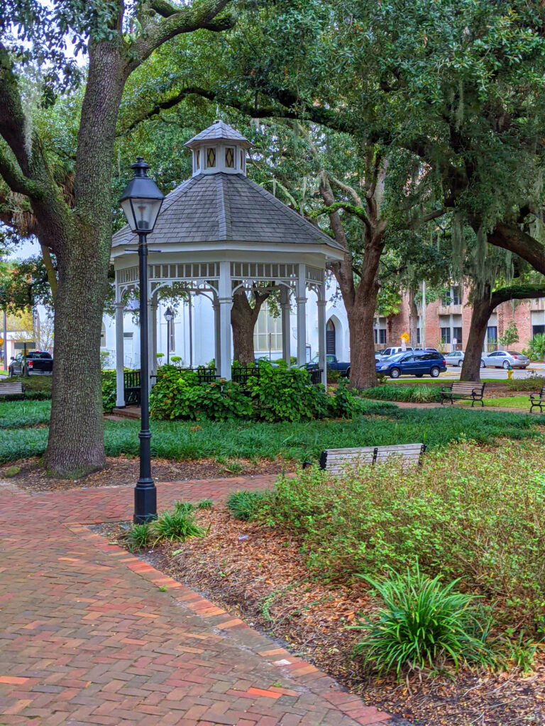 Savannah, where the colony started, was laid out to contain 24 squares, or parks, each about an acre.  The 22 that still remain are filled with commemorative statues and sculptures, making the historic downtown very picturesque.